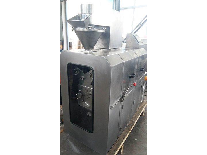 干法輥壓制粒機(jī)