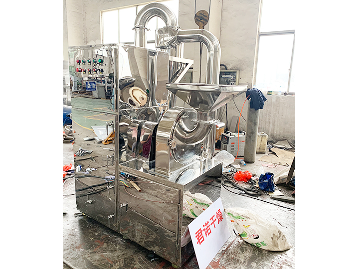 WF-300中草藥粉碎機(jī)組